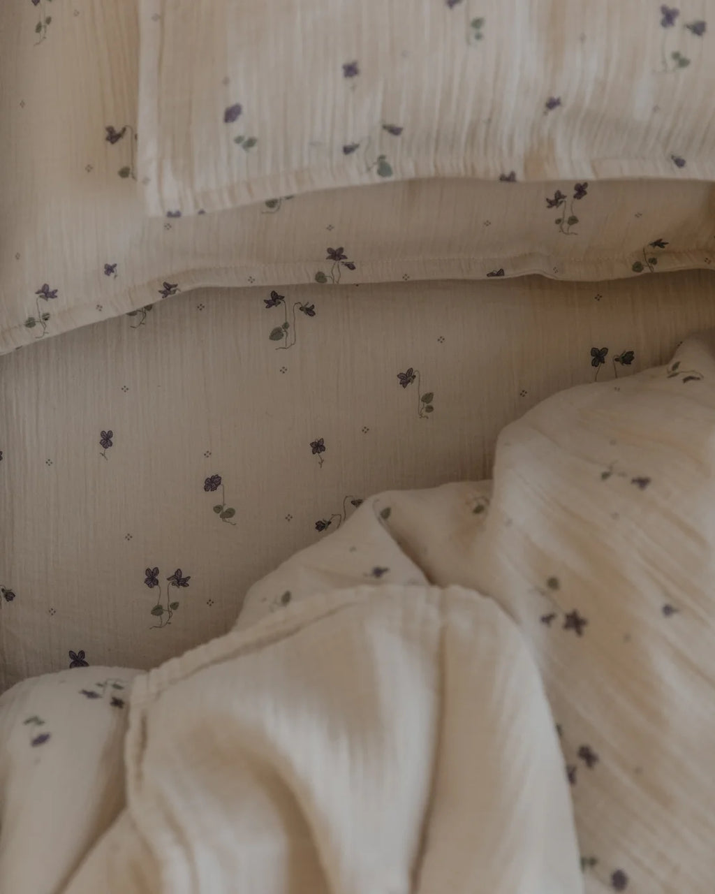 Garbo & Friends Muslin Fitted Sheet Junior - Viola