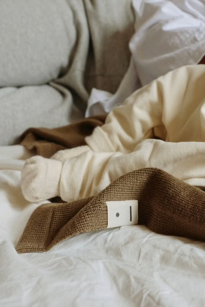 Woody blanket close up 