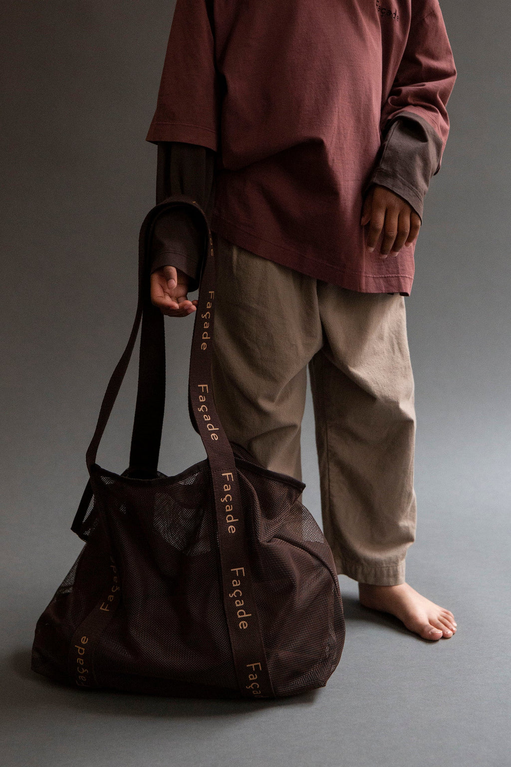 FACADE TOTE BAG - BURGUNDY