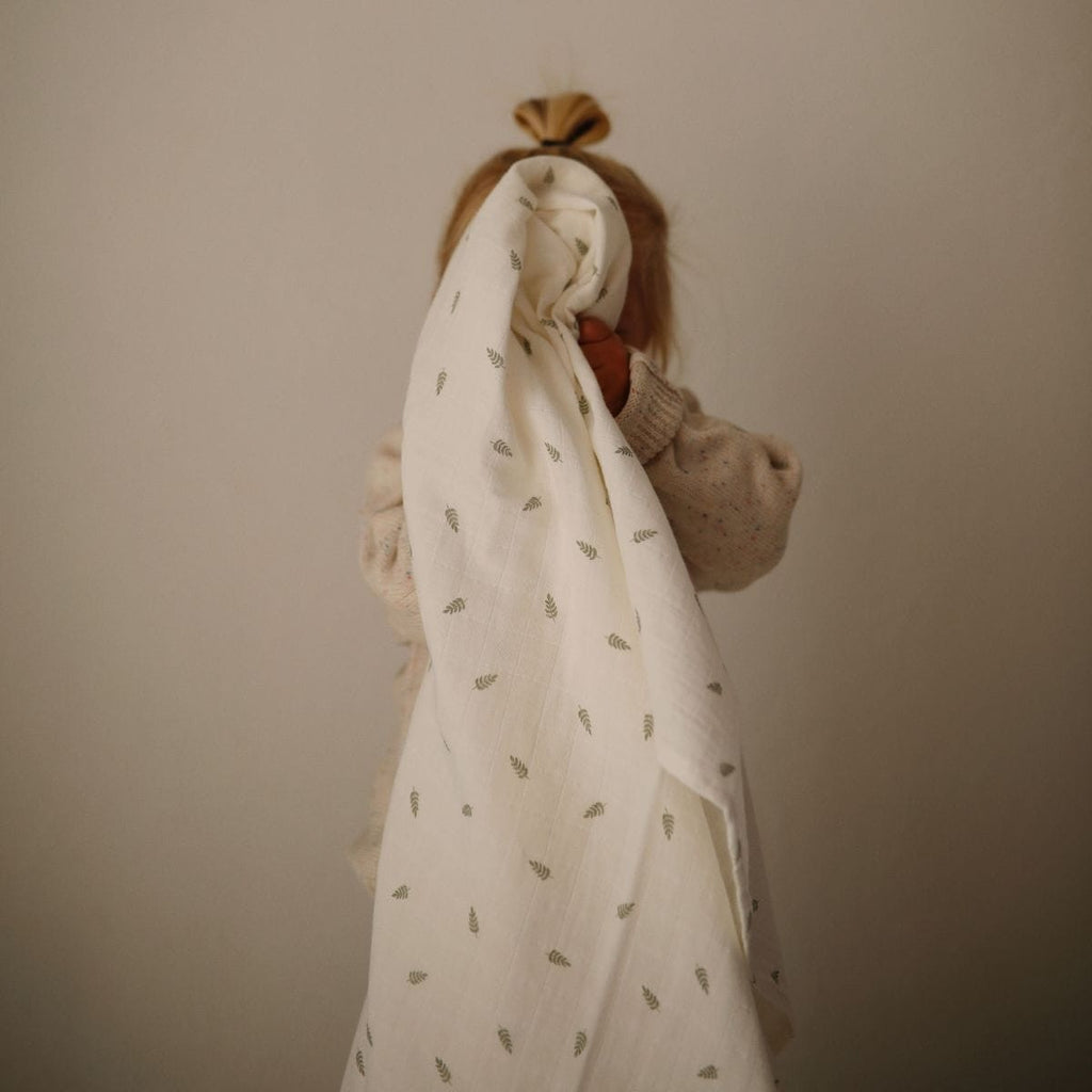 Mushie Swaddle Bladeren